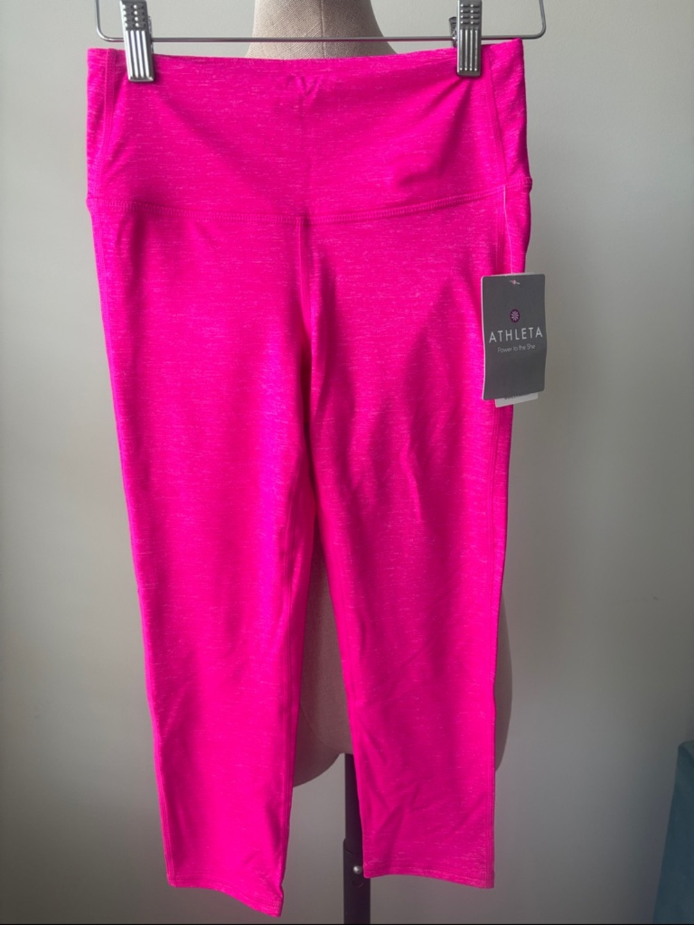 Athleta Capri Leggings Womens XXS Neon Pink High Rise Quest Chaturanga Outdoor